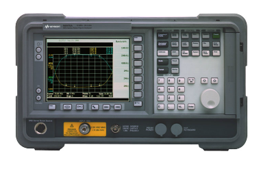 Máy phân tích nhiễu tạp 10 MHz đến 26.5 GHz